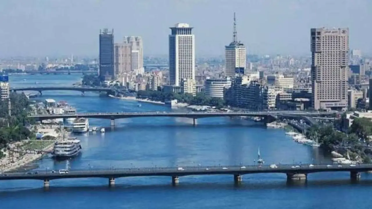 انخفاض درجات الحرارة وتحذيرات من شبورة ورياح اليوم الخميس